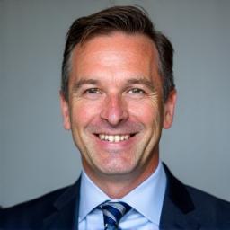Pierre Delcourt, Directeur Général